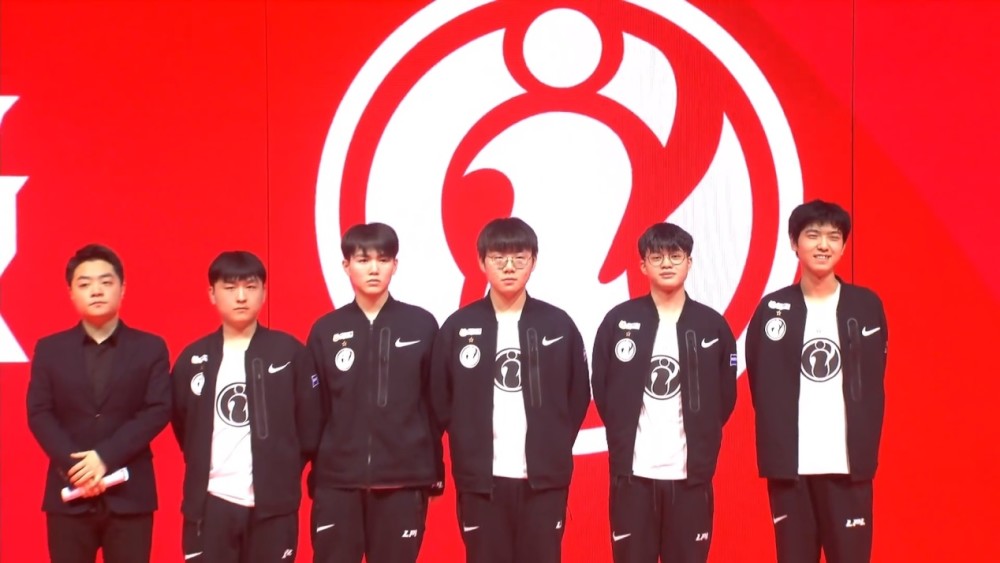 阿韦洛亚更 阿韦洛亚更